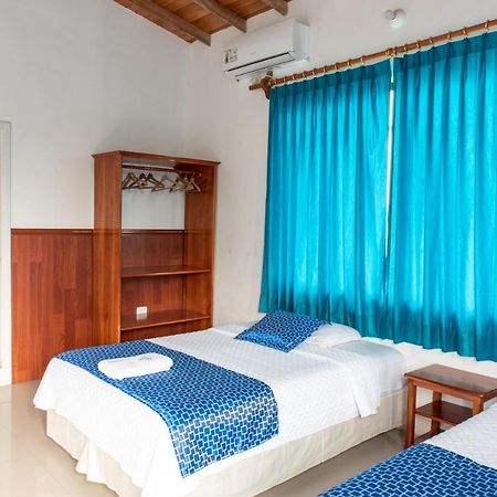 Hostal La Gran Tortuga Puerto Villamil Luaran gambar