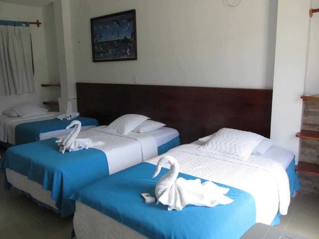Hostal La Gran Tortuga Puerto Villamil Luaran gambar