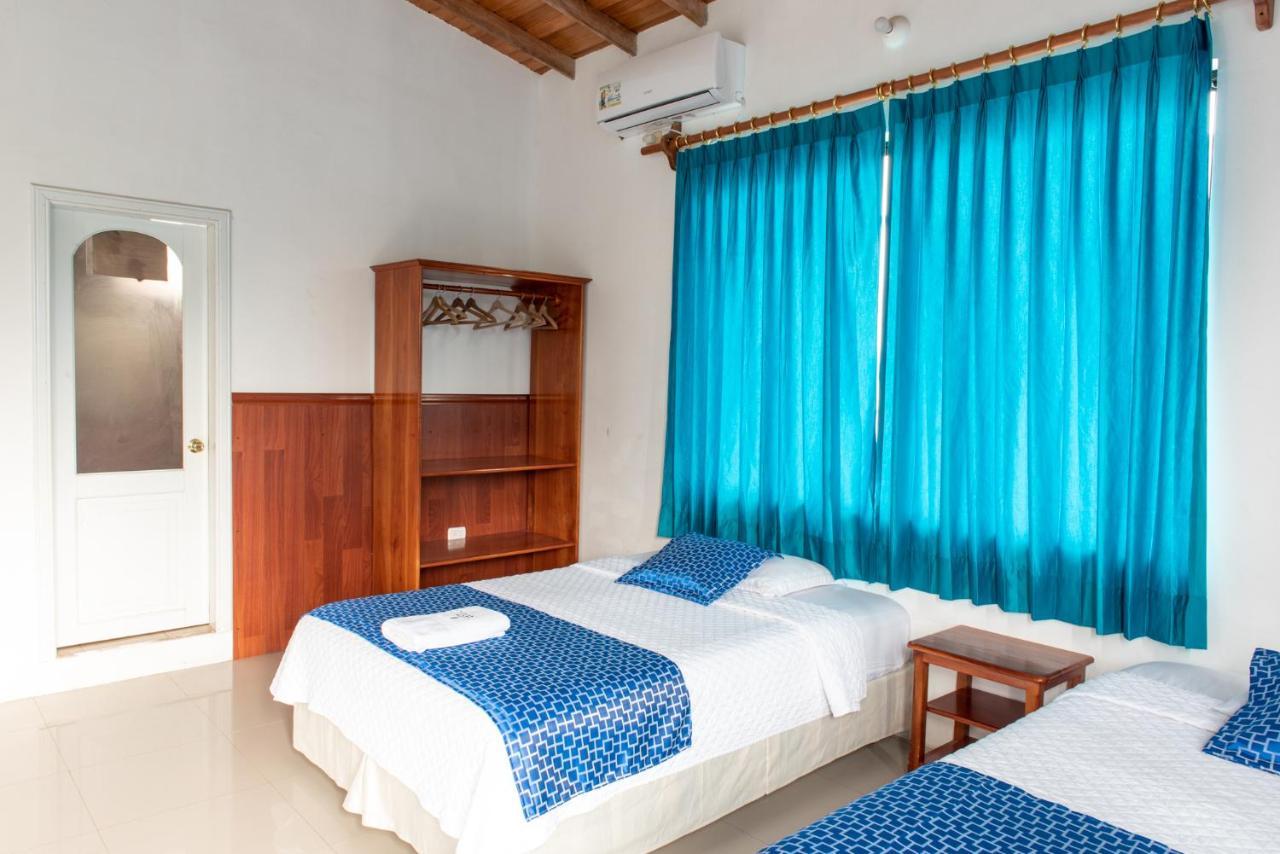 Hostal La Gran Tortuga Puerto Villamil Luaran gambar